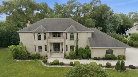 9611 Kris Trl, Orland Park, IL 60462