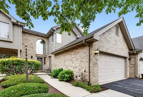 9105 Newcastle Ct, Tinley Park, IL 60487
