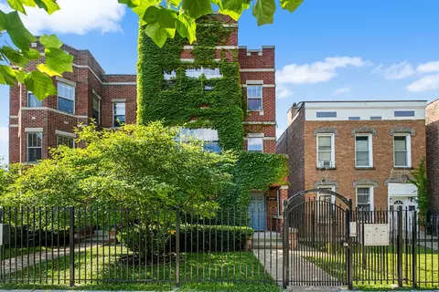 2909 W Fulton St #1, Chicago, IL 60612