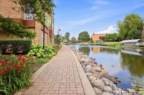 View/Area - 1806 Doolin Ave, Mchenry, IL 60050 photo 1 of 1