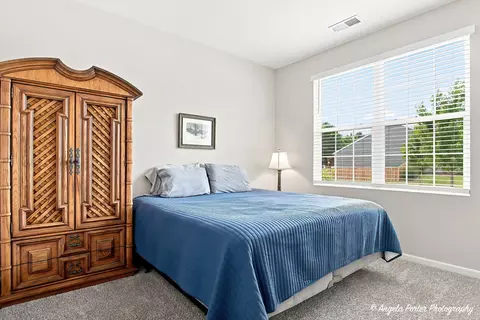 Bedroom - 1806 Doolin Ave, Mchenry, IL 60050 photo 4 of 5
