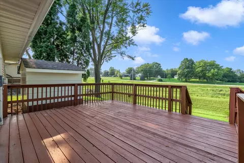 Exterior - 62 Park View Dr, Park View, IA 52748 photo 3 of 3
