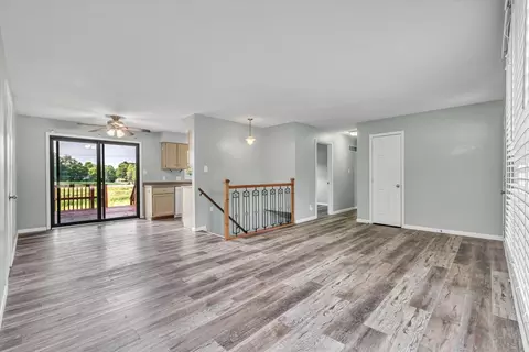 Living - 62 Park View Dr, Park View, IA 52748 photo 2 of 4