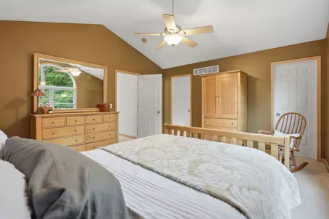 Bedroom - 212 8th Ave, Hampton, IL 61256 photo 5 of 5