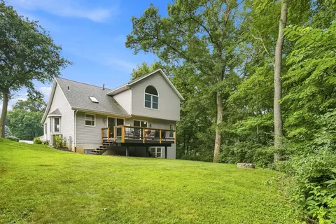 Exterior - 212 8th Ave, Hampton, IL 61256 photo 4 of 5