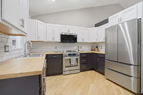 Kitchen - 212 8th Ave, Hampton, IL 61256 photo 2 of 2