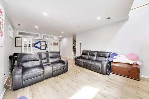Other - 3111 N Seminary Ave #1N, Chicago, IL 60657 photo 3 of 7