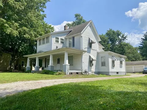 109 W Madison St, Philo, IL 61864 photo 2