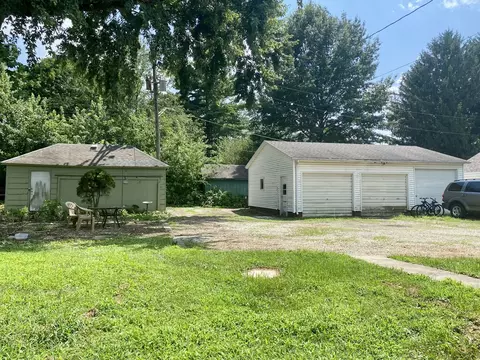 109 W Madison St, Philo, IL 61864 photo 3