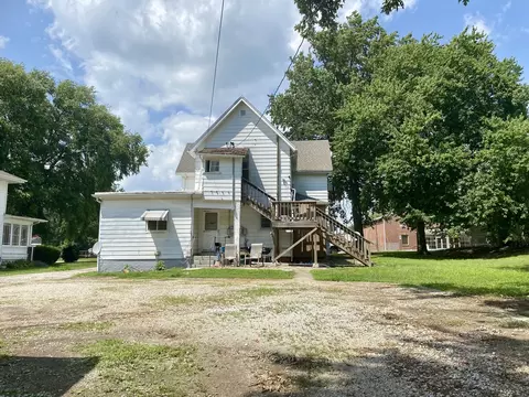 109 W Madison St, Philo, IL 61864 photo 4
