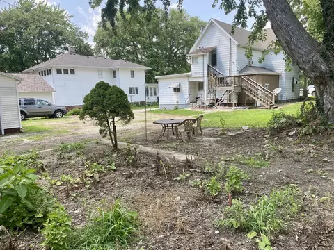 109 W Madison St, Philo, IL 61864 photo 5