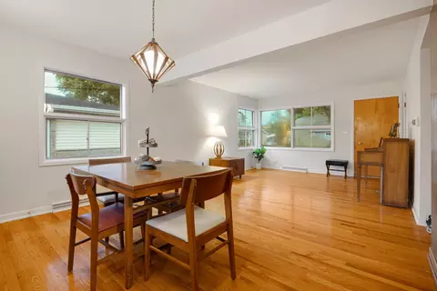 Dining - 326 E Alden Dr, Addison, IL 60101 photo 1 of 3