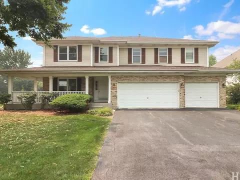 8032 Connor Dr, Long Grove, IL 60047