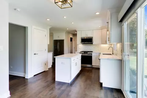 Kitchen - 5502 Groveside Ln, Rolling Meadows, IL 60008 photo 1 of 4