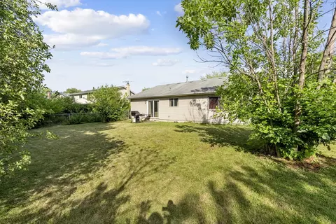 Exterior - 116 Cloverleaf Rd, Matteson, IL 60443 photo 5 of 6