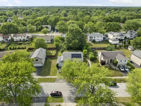 View/Area - 116 Cloverleaf Rd, Matteson, IL 60443 photo 2 of 6