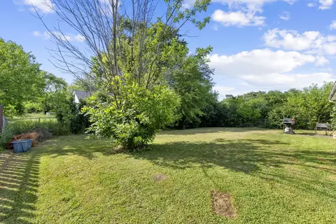 Exterior - 116 Cloverleaf Rd, Matteson, IL 60443 photo 3 of 6