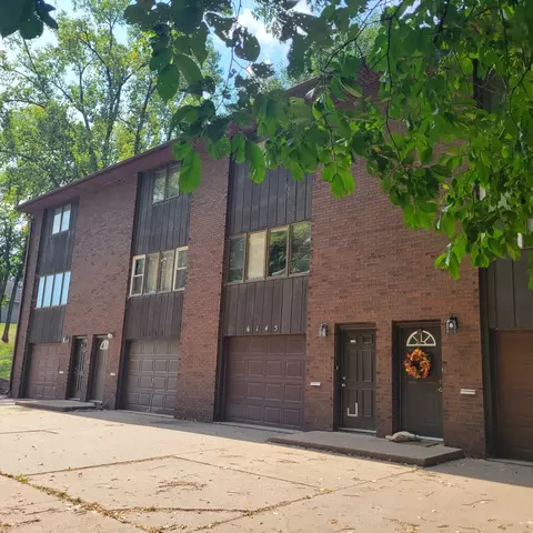 6141 6143 6145 6147 34th Ave, Moline, IL 61265 photo 3