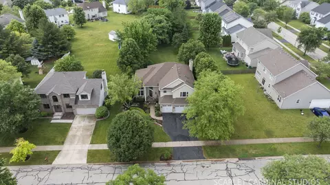 View/Area - 25063 Brett St, Plainfield, IL 60544 photo 5 of 8