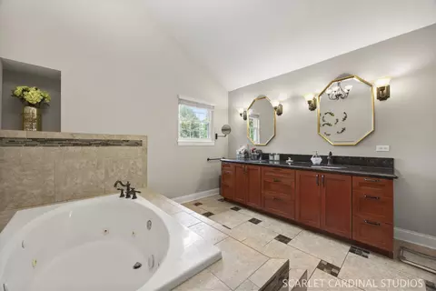 Bath - 25063 Brett St, Plainfield, IL 60544 photo 2 of 6