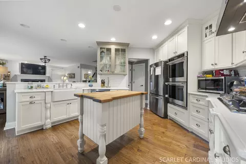 Kitchen - 25063 Brett St, Plainfield, IL 60544 photo 2 of 4