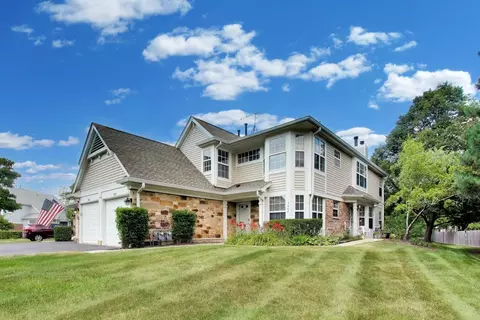 2802 Gilcrest Ct, Schaumburg, IL 60193