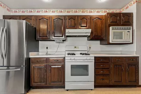 Kitchen - 1105 11th Ave, Moline, IL 61265 photo 1 of 3