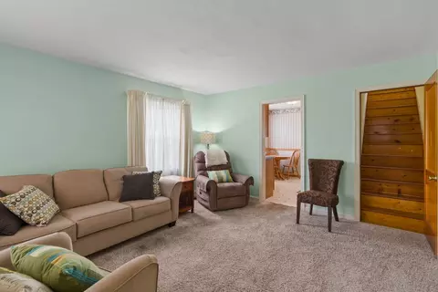 Living - 1136 53rd St, Moline, IL 61265 photo 1 of 3