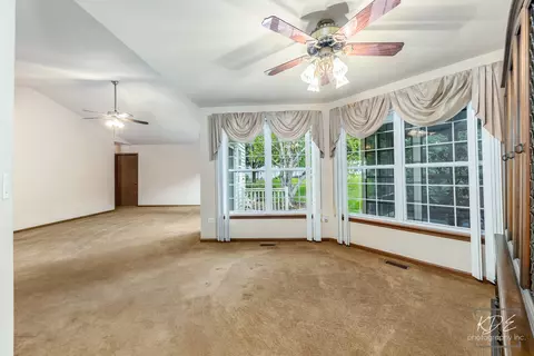 Living - 13339 Red Cedar Ln, Plainfield, IL 60544 photo 6 of 8