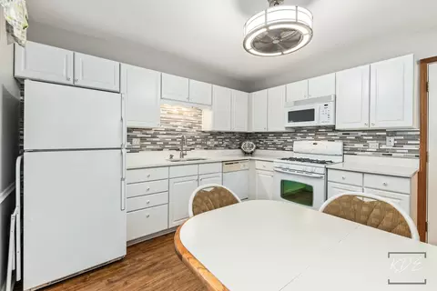 Kitchen - 13339 Red Cedar Ln, Plainfield, IL 60544 photo 2 of 3