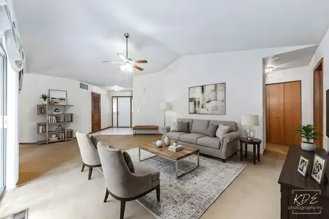 Living - 13339 Red Cedar Ln, Plainfield, IL 60544 photo 2 of 8