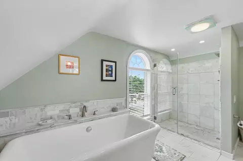 Bath - 318 E Main St, Monticello, IL 61856 photo 2 of 4