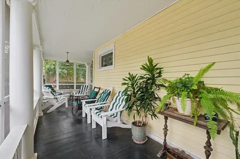 Exterior - 318 E Main St, Monticello, IL 61856 photo 5 of 15