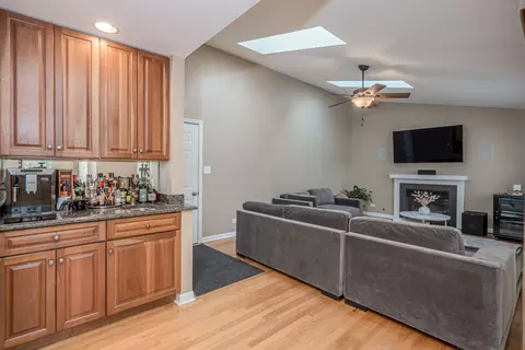 Living - 604 Foster Ave, Bartlett, IL 60103 photo 3 of 5