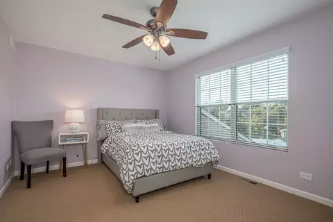 Bedroom - 604 Foster Ave, Bartlett, IL 60103 photo 3 of 5