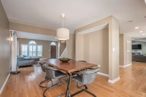 Dining - 604 Foster Ave, Bartlett, IL 60103 photo 2 of 2