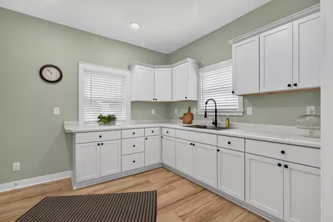 Kitchen - 127 W Moore St, Ottawa, IL 61350 photo 1 of 3
