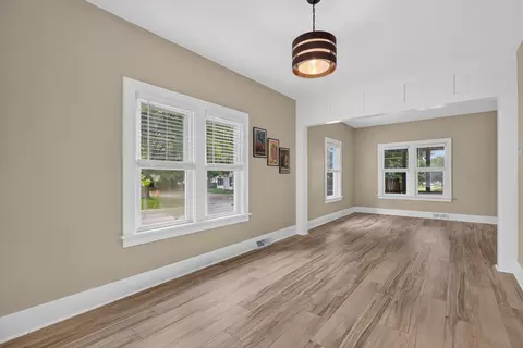 Living - 127 W Moore St, Ottawa, IL 61350 photo 1 of 1