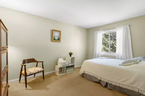 Bedroom - 840 S Cleburne Ave, Bartlett, IL 60103 photo 2 of 4