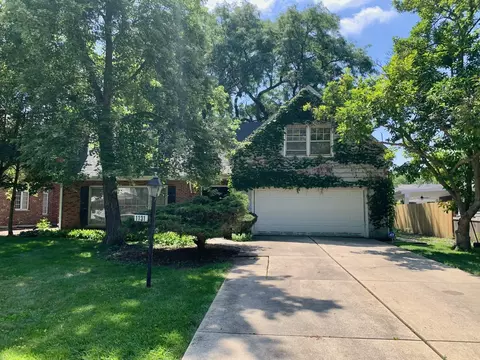 1131 Park Ln, Western Springs, IL 60558