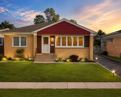 4603 Kolze Ave, Schiller Park, IL 60176
