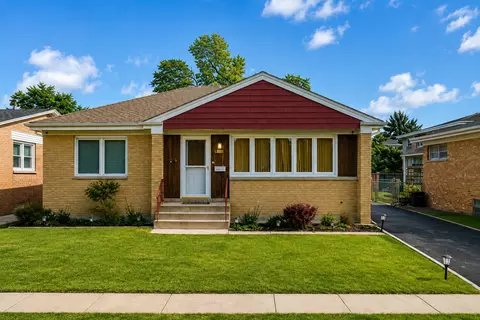 4603 Kolze Ave, Schiller Park, IL 60176