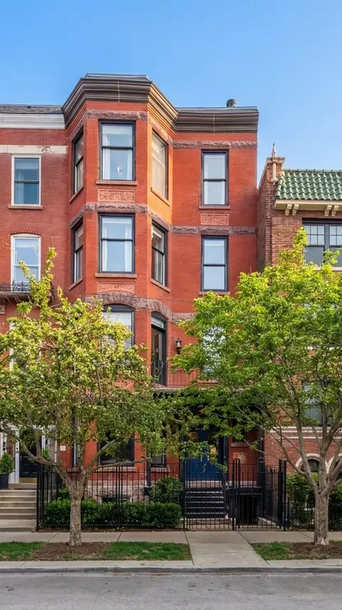 1816 N Lincoln Park W, Chicago, IL 60614