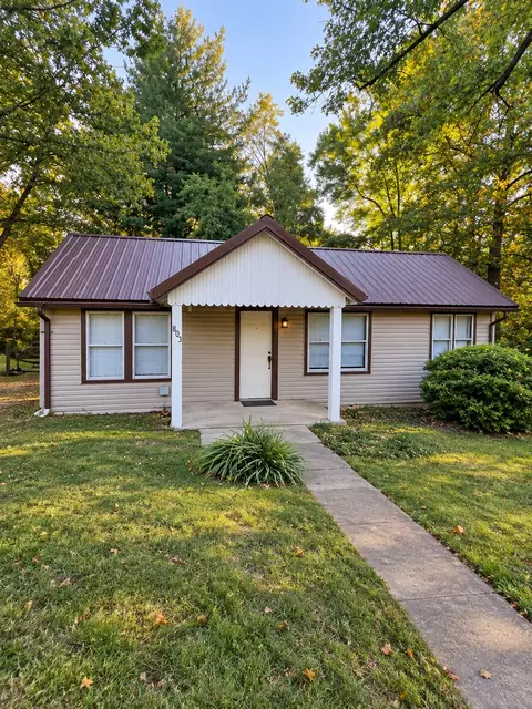 803 N Allyn St, Carbondale, IL 62901