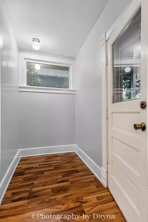 Entry Way - 880 S 5th Ave, Kankakee, IL 60901 photo 1 of 1