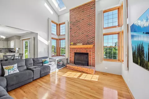 Living - 2302 Irvine Ln, Plainfield, IL 60586 photo 1 of 4