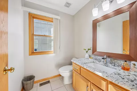Bath - 2302 Irvine Ln, Plainfield, IL 60586 photo 1 of 7