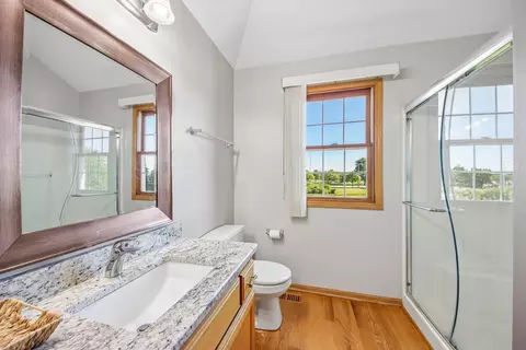 Bath - 2302 Irvine Ln, Plainfield, IL 60586 photo 6 of 7