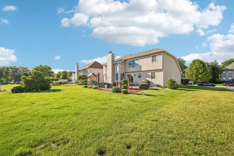 Exterior - 2302 Irvine Ln, Plainfield, IL 60586 photo 7 of 10