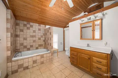 Bath - 107 E Comanche Ave, Shabbona, IL 60550 photo 2 of 2